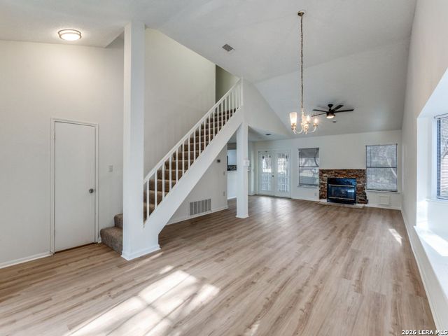 6923 Raintree, San Antonio, TX 78233