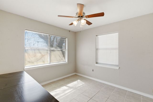 504 N Hall Street, Hamilton, TX 76531