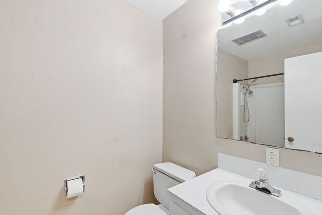 504 N Hall Street, Hamilton, TX 76531