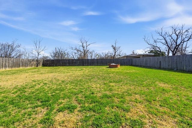 504 N Hall Street, Hamilton, TX 76531