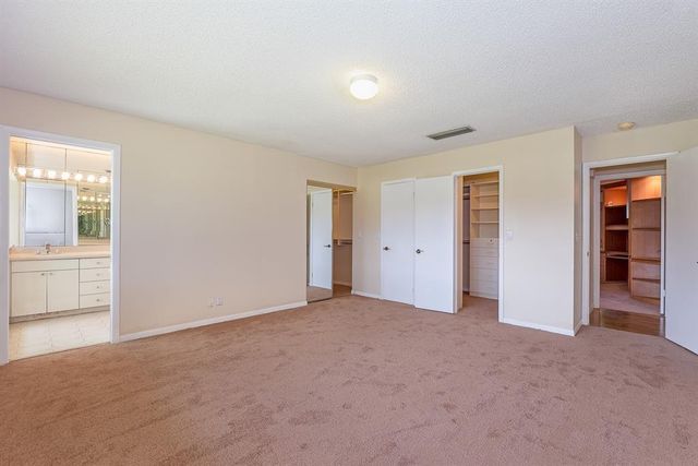 3650 N 36th Avenue 51, Hollywood, FL 33021