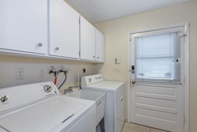 3650 N 36th Avenue 51, Hollywood, FL 33021