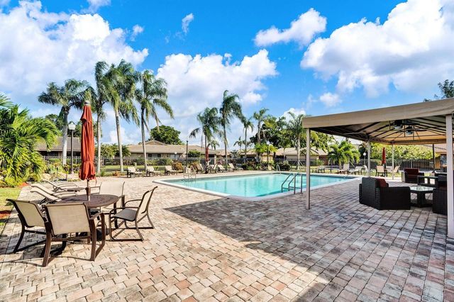 3650 N 36th Avenue 51, Hollywood, FL 33021