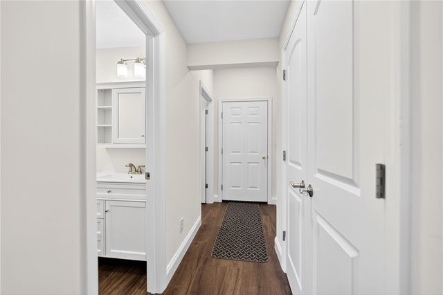 211 Reed Ave, Houston, PA 15342