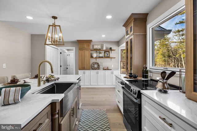 124 SYCAMORE AVE, Marlton, NJ 08053