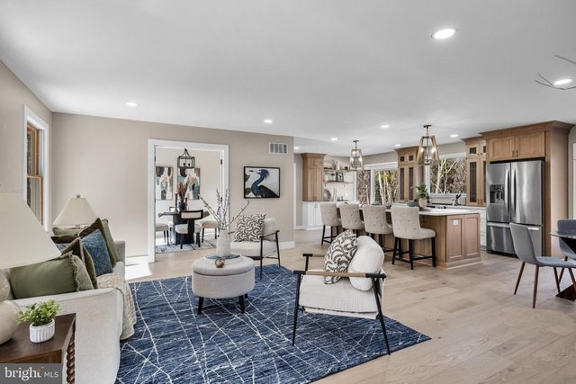 124 SYCAMORE AVE, Marlton, NJ 08053