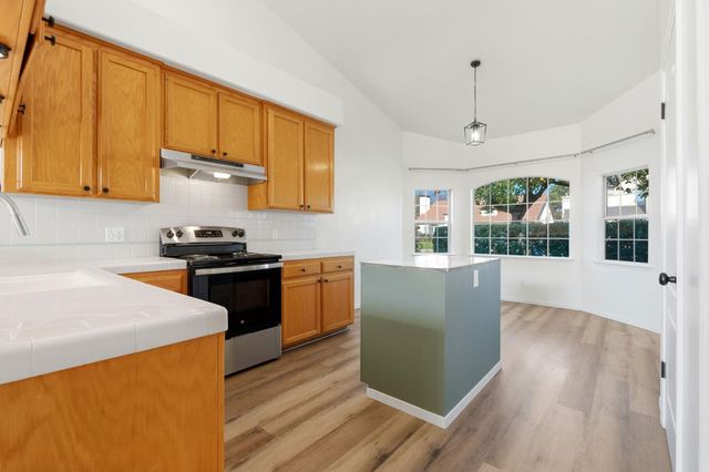 2682 Morris Avenue, Clovis, CA 93611