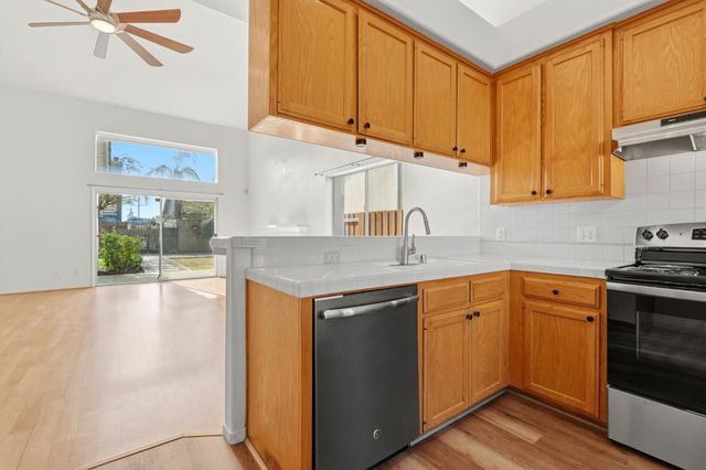 2682 Morris Avenue, Clovis, CA 93611