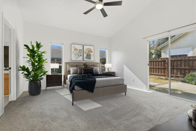 2682 Morris Avenue, Clovis, CA 93611