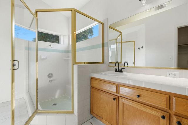 2682 Morris Avenue, Clovis, CA 93611