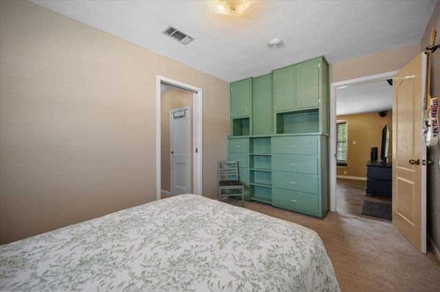 5912 Forest Hill Drive, Forest Hill, TX 76119