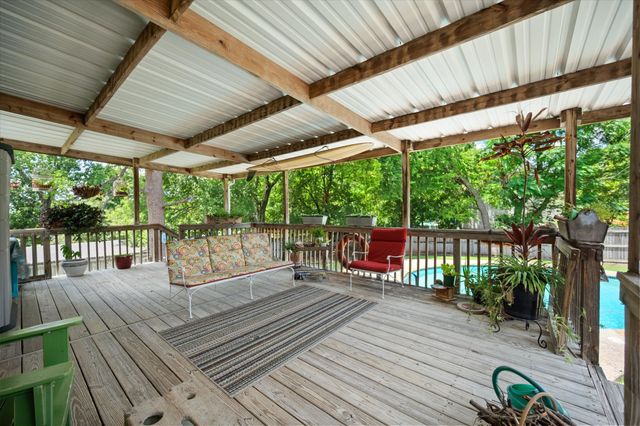 5912 Forest Hill Drive, Forest Hill, TX 76119