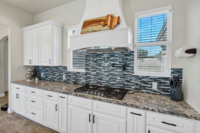 100 Maverick Court, Granbury, TX 76049