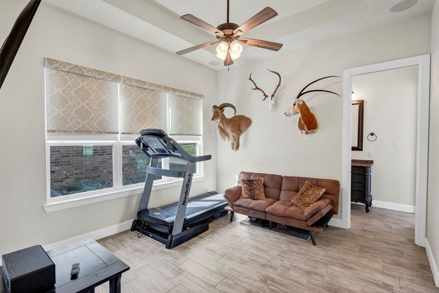 100 Maverick Court, Granbury, TX 76049