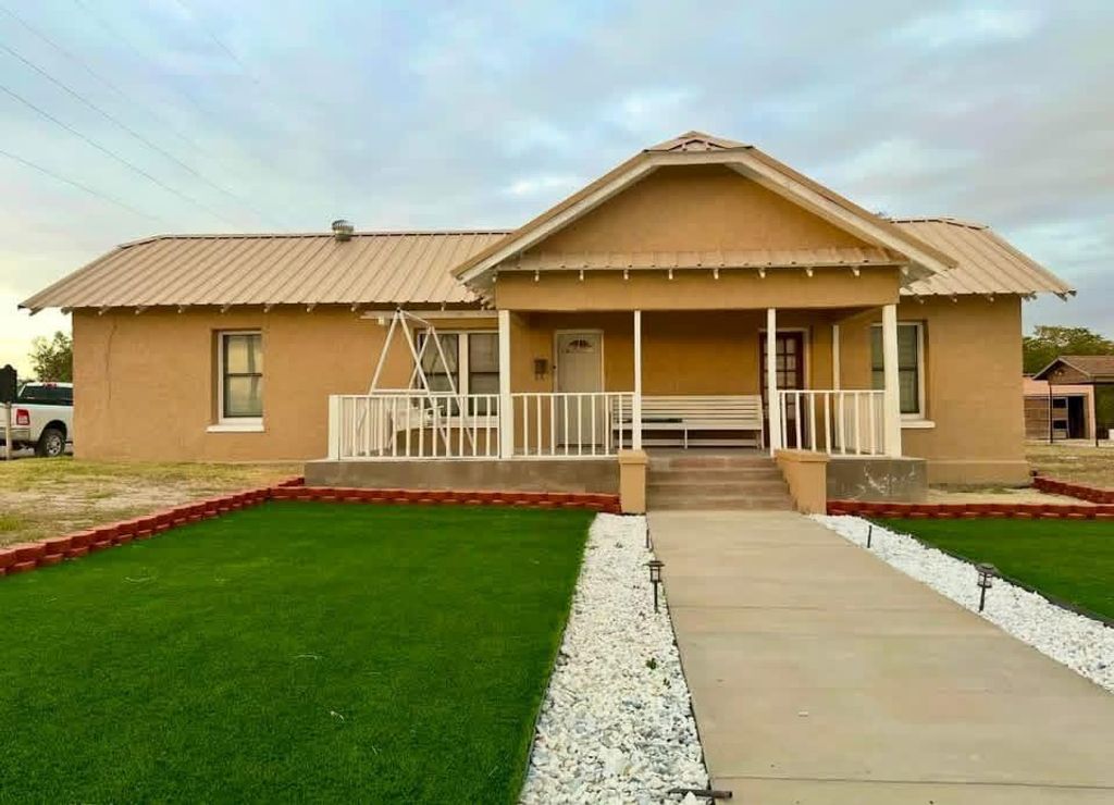 610 W Callaghan, Fort Stockton, TX 79735