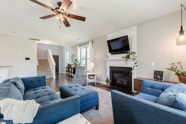 512 Furman Creek Court, Moore, SC 29369