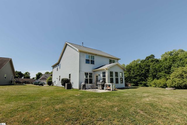 512 Furman Creek Court, Moore, SC 29369