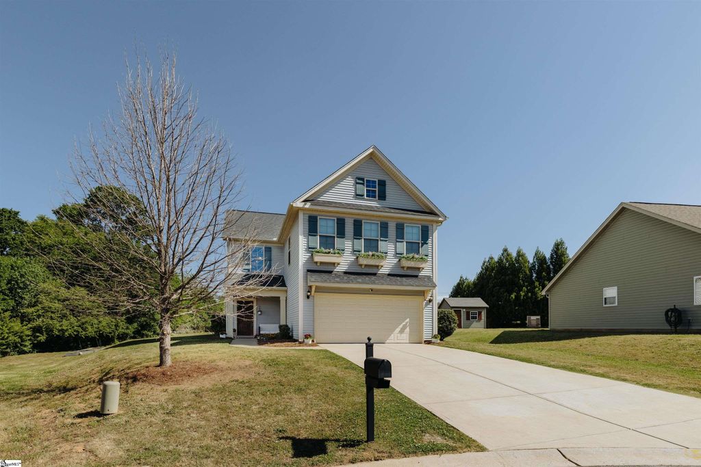 512 Furman Creek Court, Moore, SC 29369