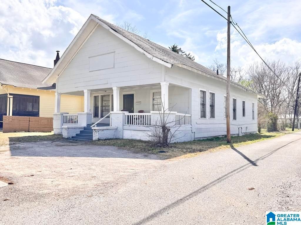 416 12TH STREET SW, Birmingham, AL 35211