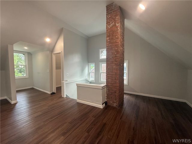74 Avondale Park, Rochester, NY 14620