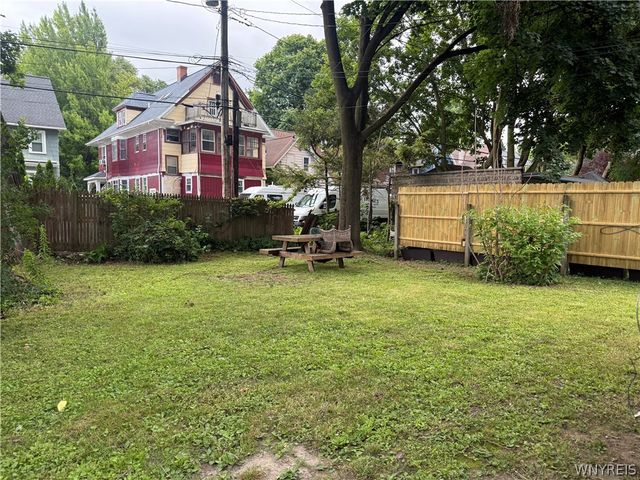 74 Avondale Park, Rochester, NY 14620