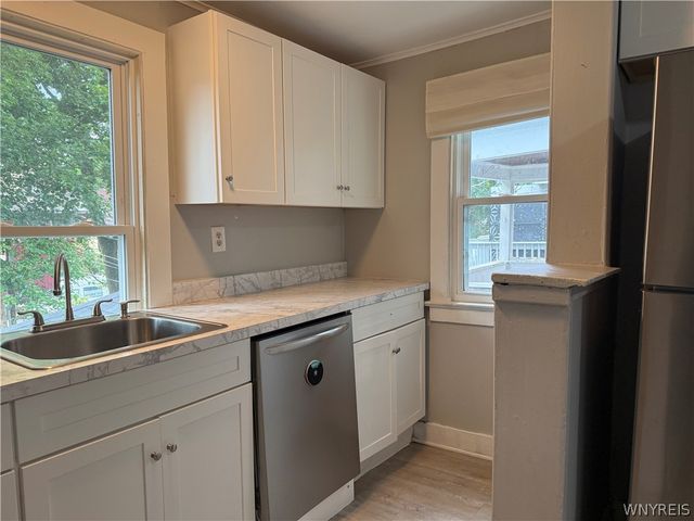 74 Avondale Park, Rochester, NY 14620