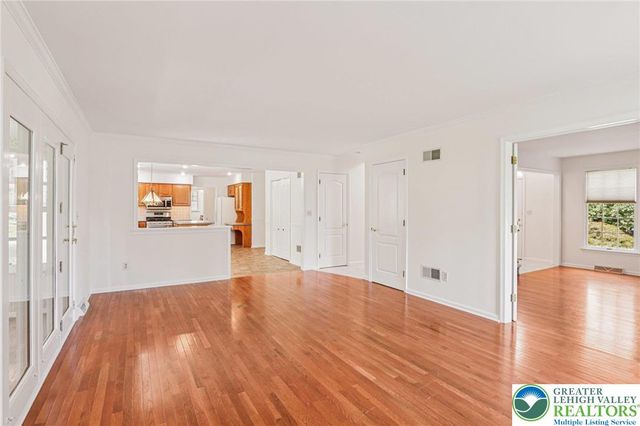 6341 Sauterne Drive, Lower Macungie Twp, PA 18062