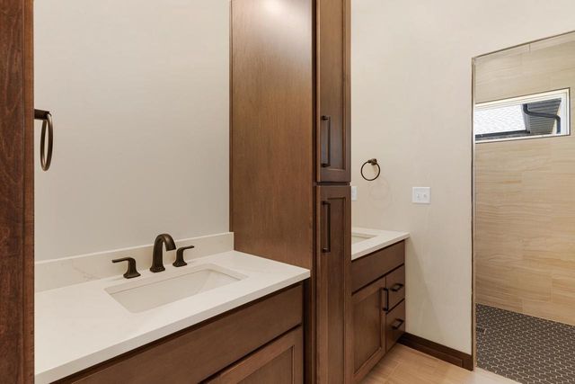 1823 BOBBY JONES DRIVE, De Pere, WI 54115