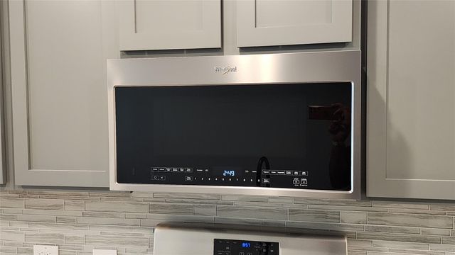 8009 Scanlan Trail, Missouri City, TX 77459