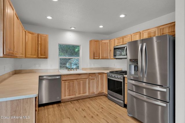 2676 E Canton LN, Harrison, ID 83833