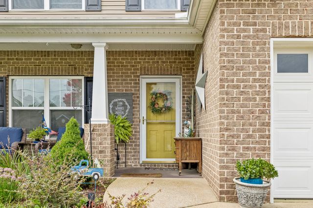 6038 Chickadee Cir, Spring Hill, TN 37174
