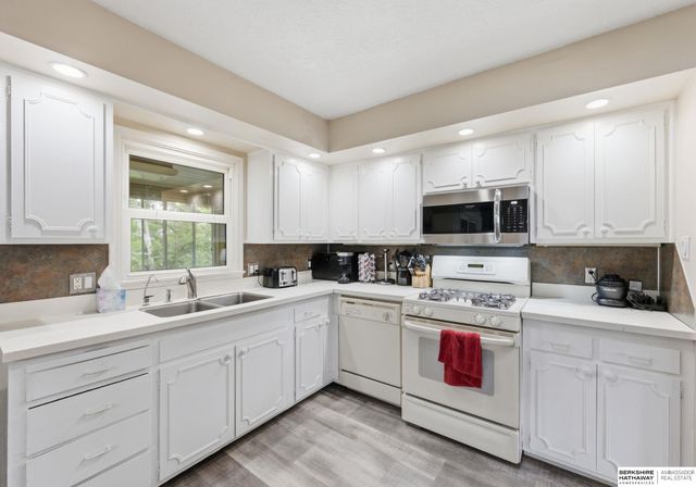 4730 S 150th Street, Omaha, NE 68137