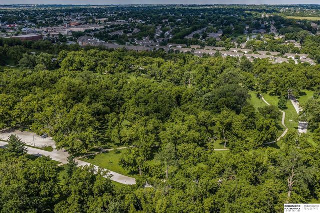 4730 S 150th Street, Omaha, NE 68137
