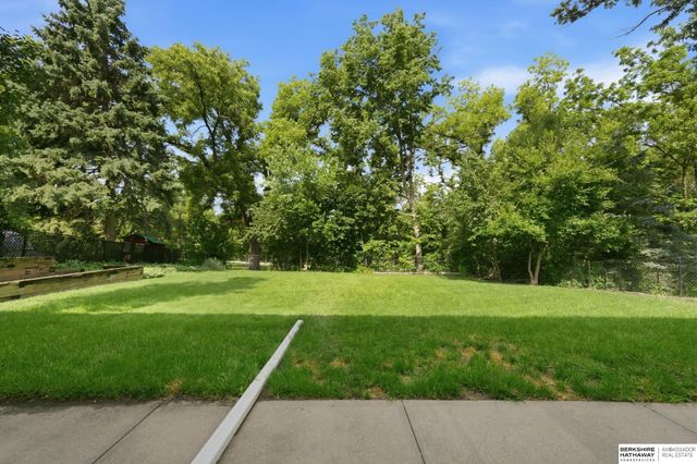 4730 S 150th Street, Omaha, NE 68137