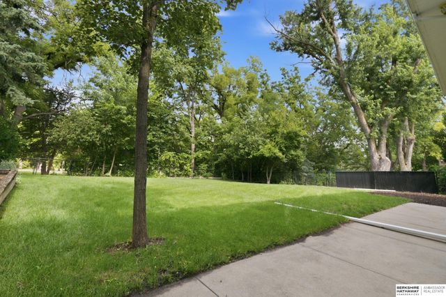 4730 S 150th Street, Omaha, NE 68137
