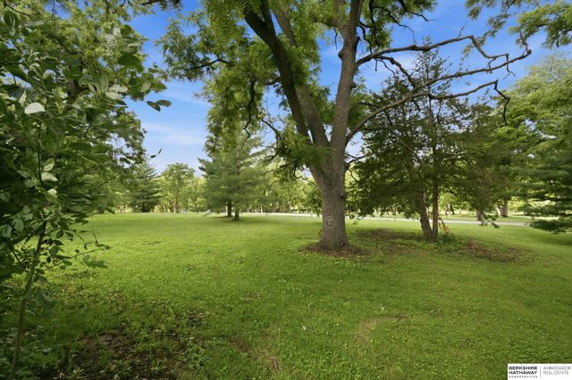 4730 S 150th Street, Omaha, NE 68137