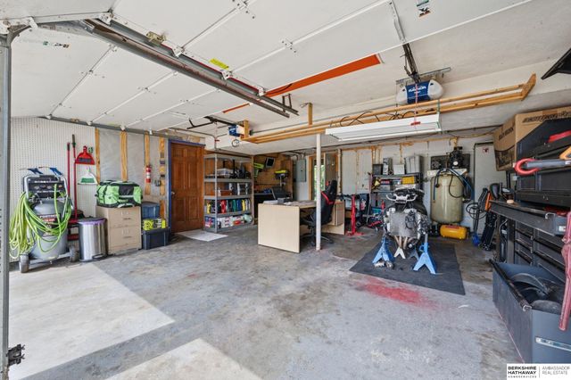 4730 S 150th Street, Omaha, NE 68137