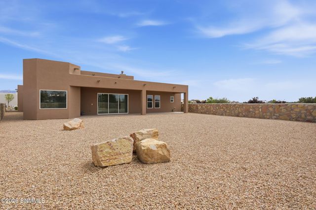 4080 Santa Elena Place, Las Cruces, NM 88005