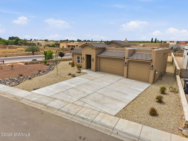 4080 Santa Elena Place, Las Cruces, NM 88005