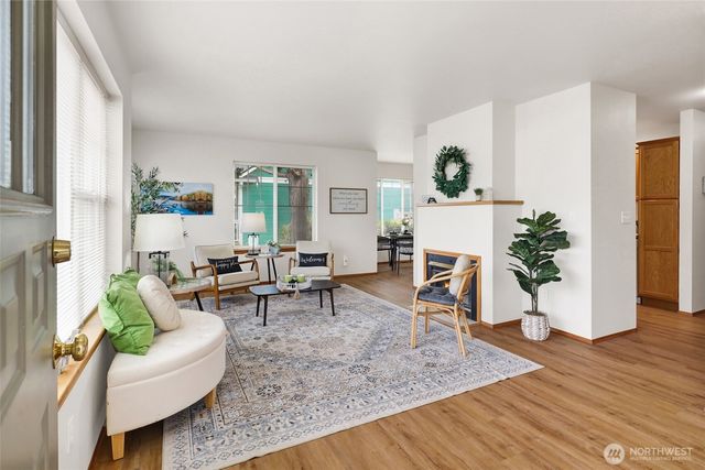 2185 Eastwood Way, Lynden, WA 98264