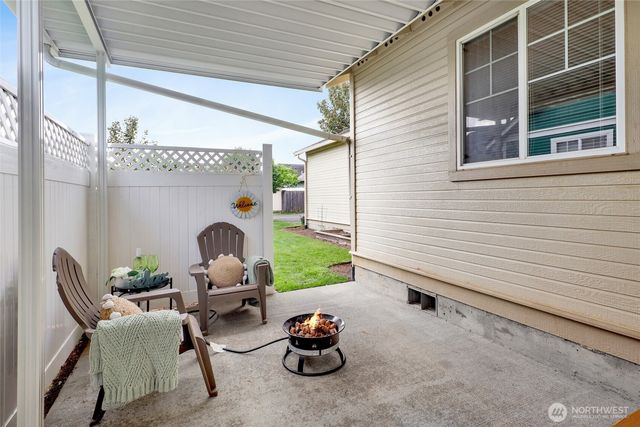 2185 Eastwood Way, Lynden, WA 98264