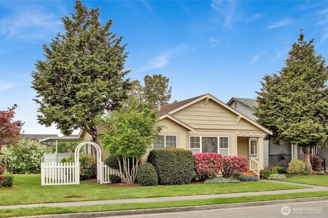 2185 Eastwood Way, Lynden, WA 98264