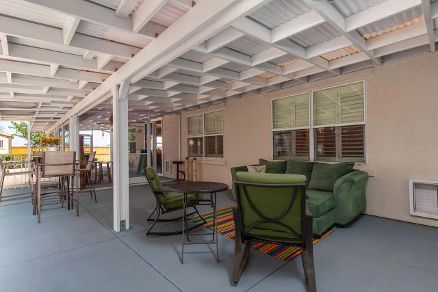 1935 Cresthaven Dr, Vista, CA 92084