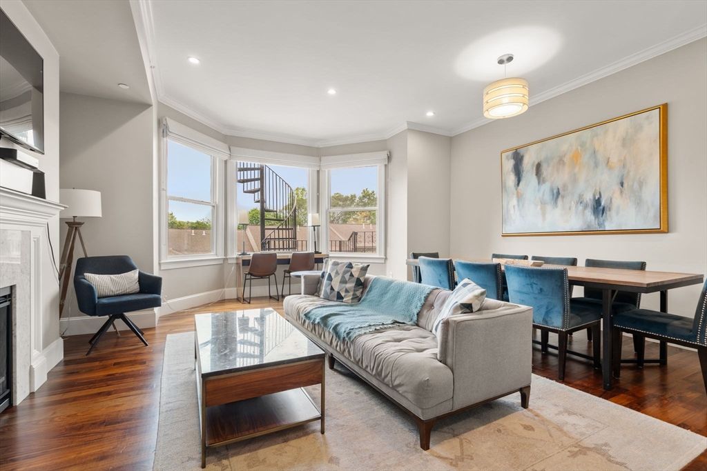 324 Tappan Street 1, Brookline, MA 02445
