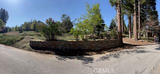 2404 Whispering Pines, Running Springs, CA 92382
