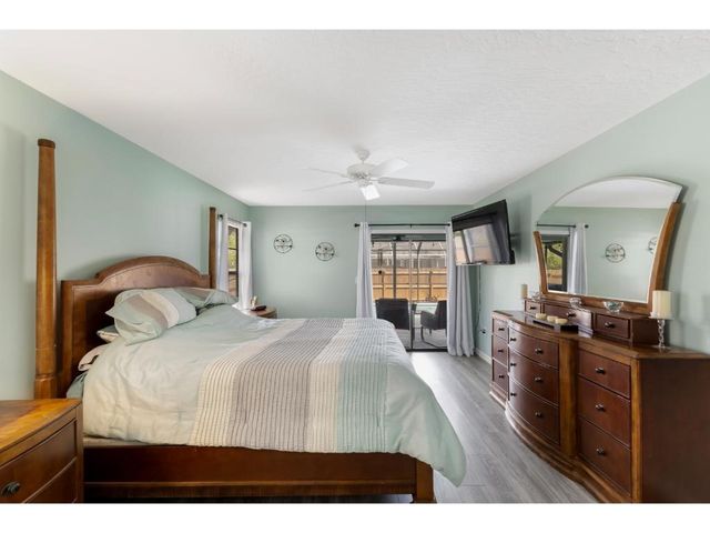 814 Floraland Avenue, Sebastian, FL 32958