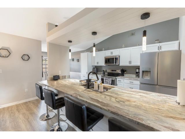 814 Floraland Avenue, Sebastian, FL 32958