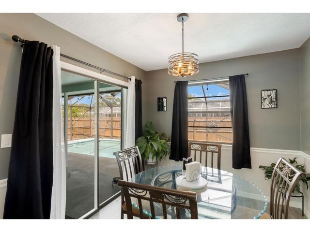 814 Floraland Avenue, Sebastian, FL 32958