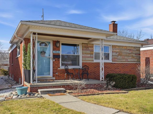28021 Rockwood Street, St Clair Shores, MI 48081