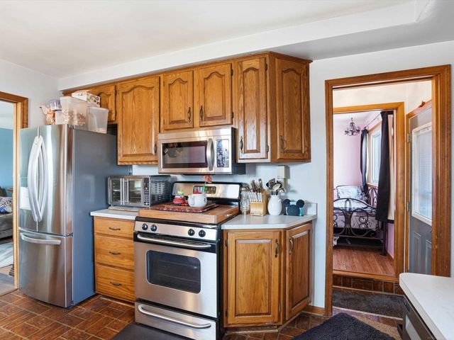 28021 Rockwood Street, St Clair Shores, MI 48081